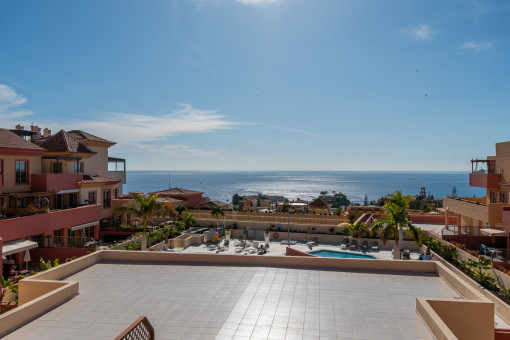 Wohnung mit zwei Schlafzimmern und Meerblick in der privilegierten Gegend von El Duque, Costa Adeje