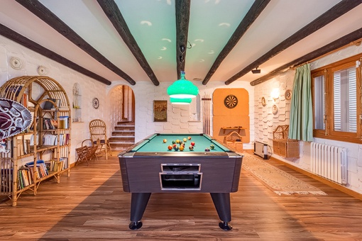 Herrliches Billiardzimmer