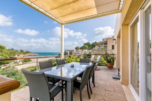 Traumhafte Villa direkt am Strand mit privaten Strandzugang