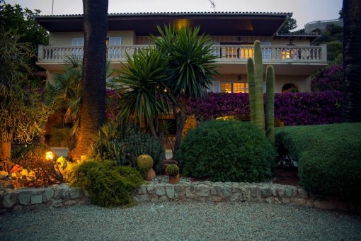 Gartenbereich des Anwesens