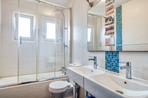 Außergewöhnliche Doppelhaushälfte mit einzigartiger Architektur-kaufen