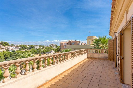 30 qm Balkon mit herrlichen Ausblick