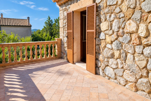Sonnige Terrasse