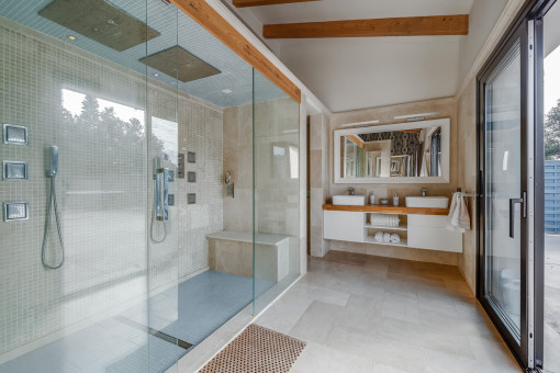 Badezimmer en Suite