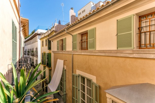 Historisch Original Erhaltene Altbau Stadtwohnung In Toplage In Palma Kaufen