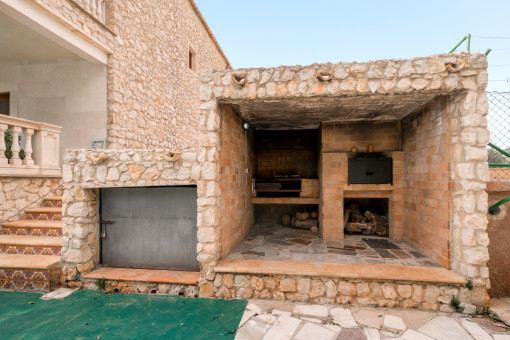 Mallorquinischer Grillbereich