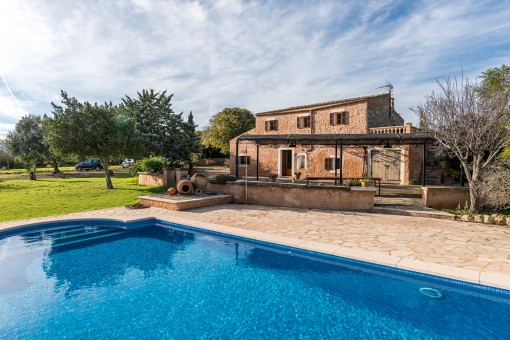 Renovierte, typisch mallorquinische Finca in Cales de Mallorca mit Ferienvermietlizenz