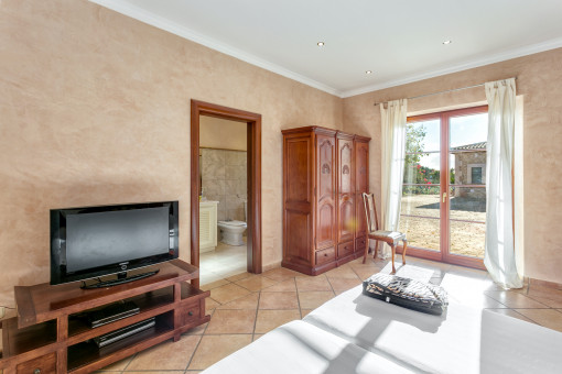 Weiteres Schlafzimmer mit Badezimmer en Suite