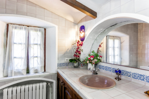 Zweites Badezimmer