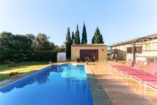 Schöne Finca mit Pool und Vermietlizenz in der Nähe von Arta