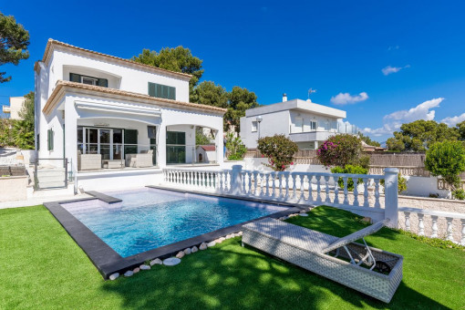 Modernisiertes Haus in El Toro mit Weitblick