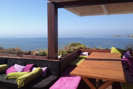 Spektakuläres Architekten-Penthouse mit Panoramablick direkt über dem Strand von Cala Major