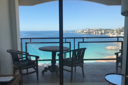 Balkon mit Meerblick
