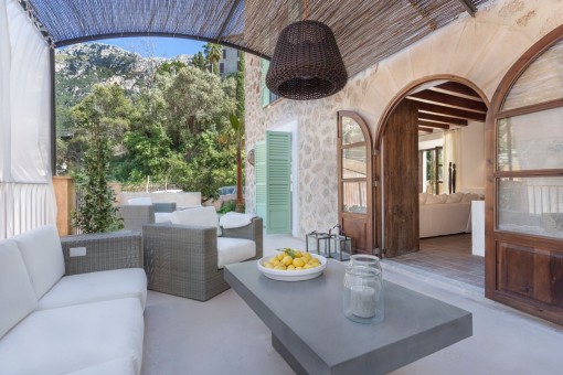 Neugebautes Haus, inspiriert von der Umgebung von Deià