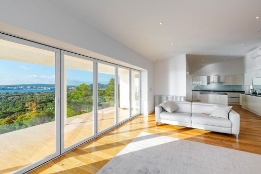 Kernsanierte Meerblickvilla mit Projekt zum Ausbau eines 5. Schlafzimmers in Costa den Blanes