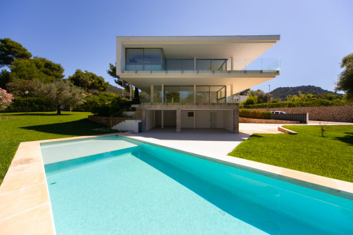 Moderne Villa mit Pool in Costa de los Pinos