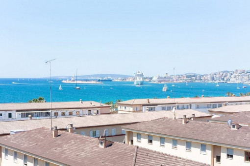 Fantastischer Blick zum Meer