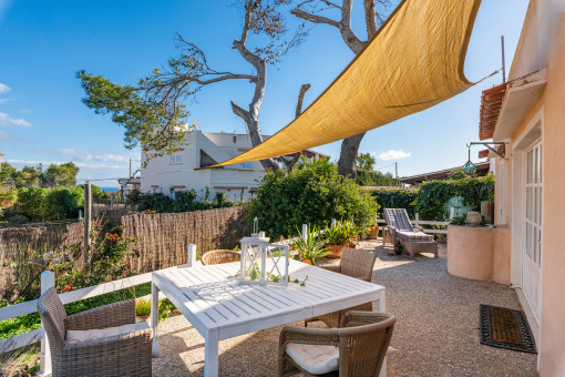 Bezaubernde Villa in Bestlage, fußläufig zum traumhaften Strand von Cala Llombards mit Ferienvermietlizenz