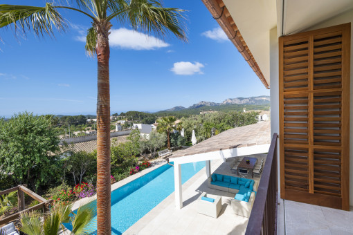 Blick zum Pool