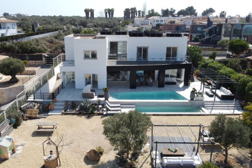 Ultramoderne Villa mit Pool in Sa Torre