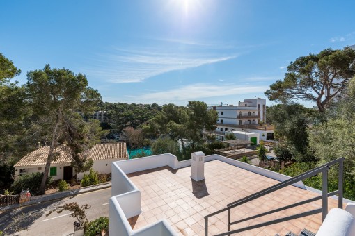 Zwei kernsanierte zusammenhängende Beachbungalows mit Meerblick in Cala Santanyi