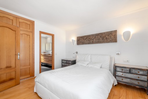 Hauptschlafzimmer mit Bad en Suite