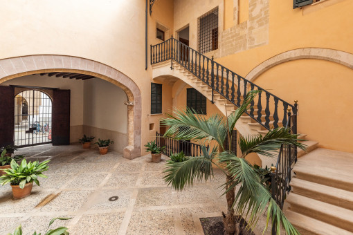 Großer Patio des Hauses