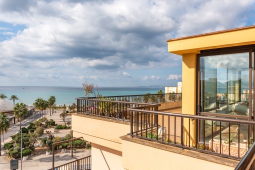 Geräumige Duplex-Wohnung auf 2 Etagen nur 100 m vom Meer entfernt an der Playa de Palma