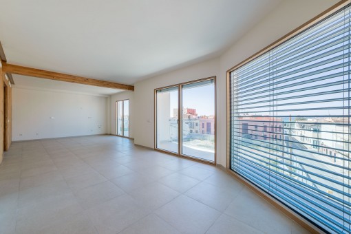 Lichtdurchflutete Wohnung im ersten Stockwerk in Neubau-Passivhaus in Molinar