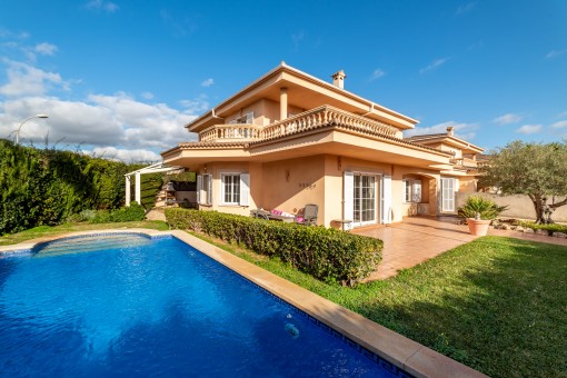 Chalet mit 5 Schlafzimmern, Pool und Lizenz für Ferienvermietung nahe Palma