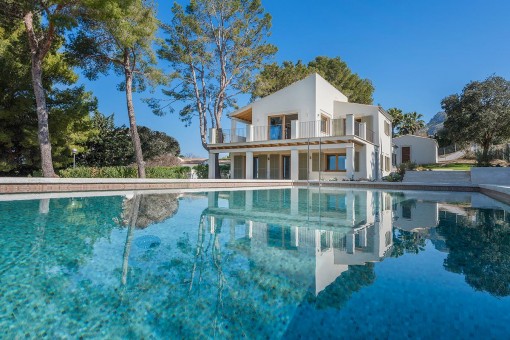 Modernisierte Villa mit zeitgenössischer Architektur und übergroßem Grundstück in Bonaire