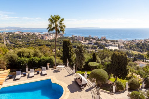 Königliches Herrenhaus in Genova mit spektakulärem Blick über die Bucht von Palma