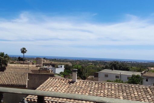 Großzügige Wohnung mit Meerblick und eigener Dachterrasse bei Santanyí