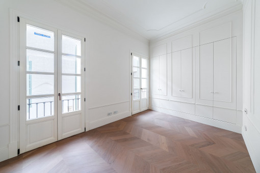 Schlafzimmer mit Einbauschränken