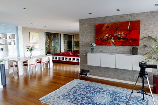 Großzügiger Flurbereich mit Platz für eine Lounge-Ecke