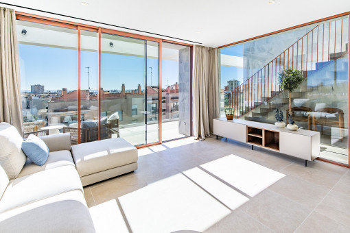 Wohnbereich mit Terrasse und Ausblick