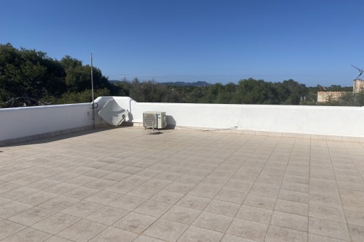 Grosse Dachterrasse mit Weitblick