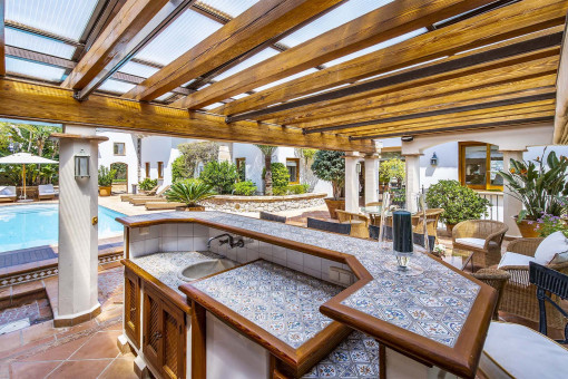 Terrasse mit Grillbereich