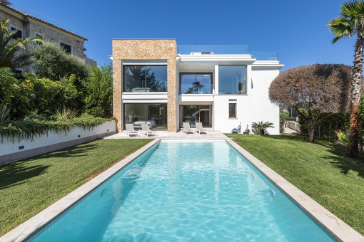 Erstklassige Luxus-Villa mit Pool und traumhafter Dachterrasse in ruhiger Gegend von Santa Ponsa