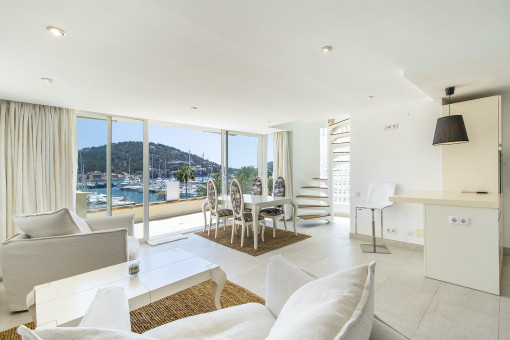 Zentral gelegenes Penthouse mit großer Dachterrasse in Port d'Andratx