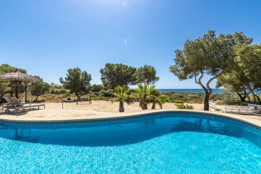 Einzigartige Finca in erster Meereslinie nahe dem Es Trenc Strand