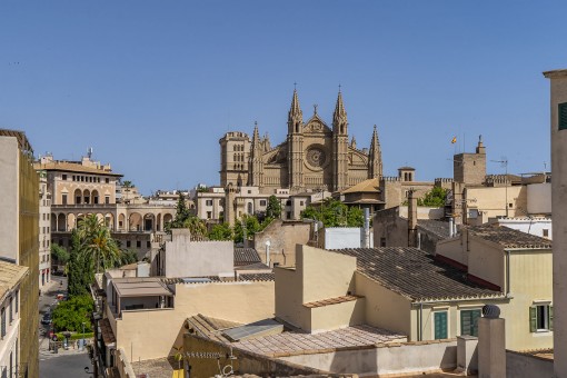 Einzigartige Kaufgelegenheit für ein Wohngebäude mit 4 Einheiten in Palma