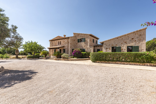 Frontansicht der Finca
