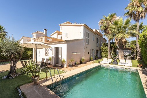 Wunderschönes Haus mit Pool in bester Lage in Puig de Ros