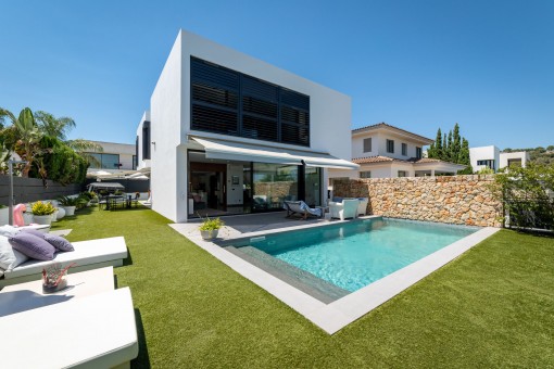 Moderne Villa mit hoher Qualität in Son Puig in der Nähe von Son Vida, Palma