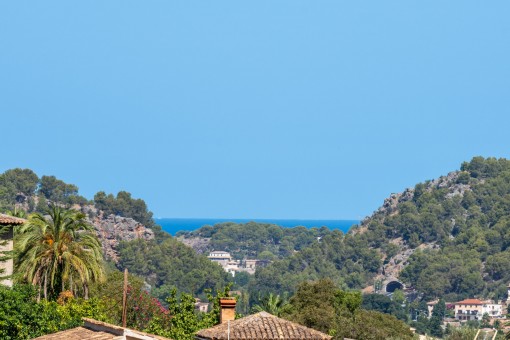 Traumhafter Blick bis aufs Meer