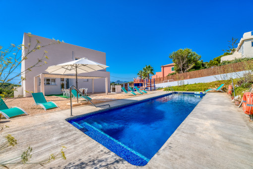 Villa in Cala Ratjada mit Meerblick und gültiger Ferienvermietungslizenz