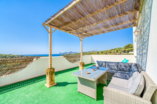 Dachterrasse mit unglaublichen Meerblick