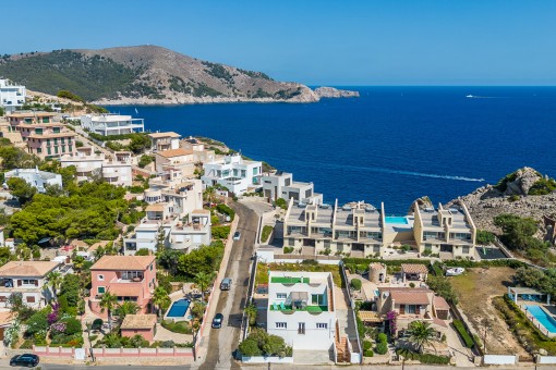 Komplett renovierte Villa am Meer mit Pool und Ferien-Vermietlizenz in Cala Ratjada, Es Pelats