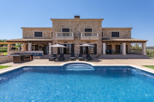 Investment-Objekt oder traumhaftes Finca-Domizil für eine große Familie bei Porto Cristo